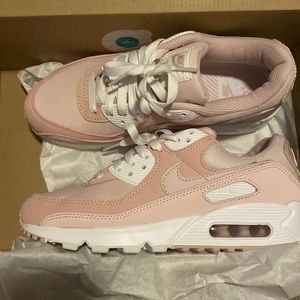 Nike womens air max 90s never worn.
